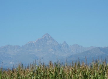 Il monviso visto dalla strada per Barge