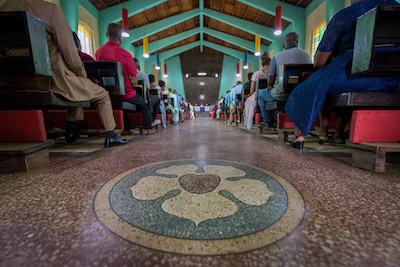 tanzania-gs-visit-church-6524.jpg